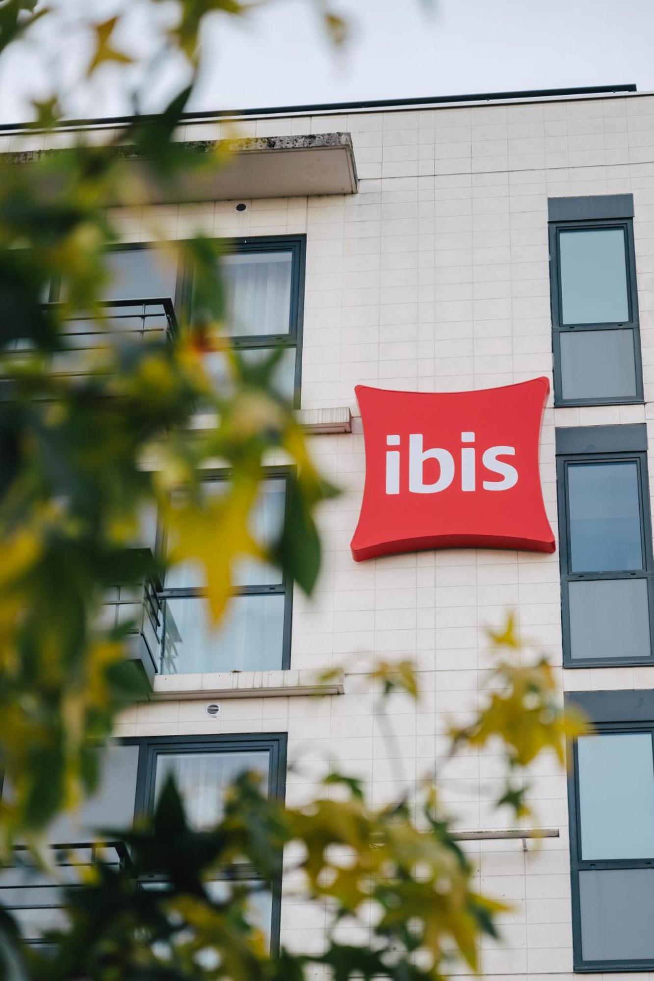 Готель Ibis Rouen Centre Rive Droite Pasteur Екстер'єр фото